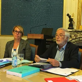 François Rebsamen : « On va devoir garder longtemps le rond-point...