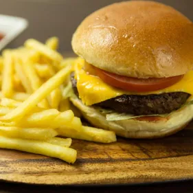 Pourquoi a-t-on encore faim après avoir mangé dans un fast-food ?