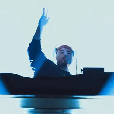 DUKE DUMONT FAIT REVIVRE LA HOUSE DES ANNÉES 90 AVEC « AIN'T NO GAME »