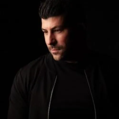 HAPPY HOUR DJ : PARADISCO BY LOUIS FEEN