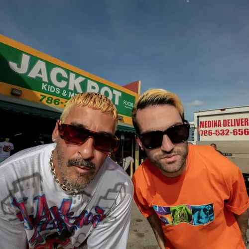 FG MUSIC STORY QUELQUES RELEASES DU MOMENT : DUCK SAUCE AVEC...