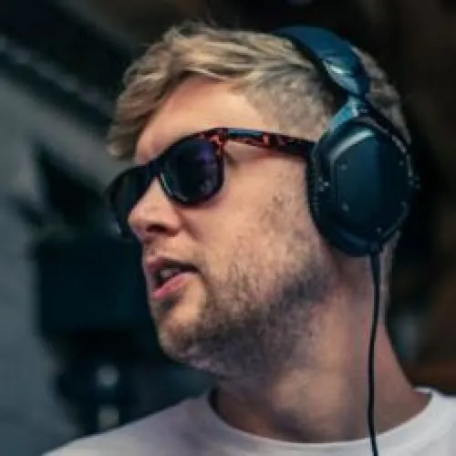 CLUB FG : SAM DEXTER