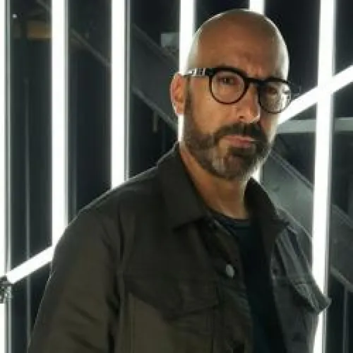 HAPPY HOUR DJ : DJ CHUS