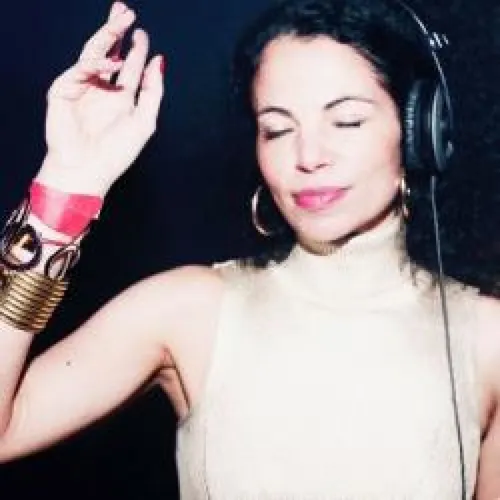 HAPPY HOUR DJ : LADYBIRD