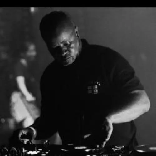 PANORAMAXX : TERRENCE PARKER