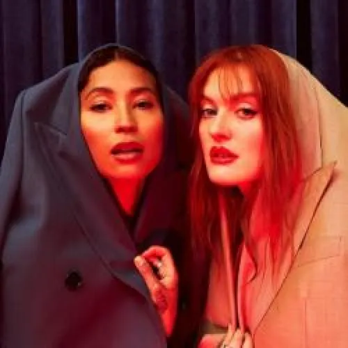 HAPPY HOUR DJ : ICONA POP