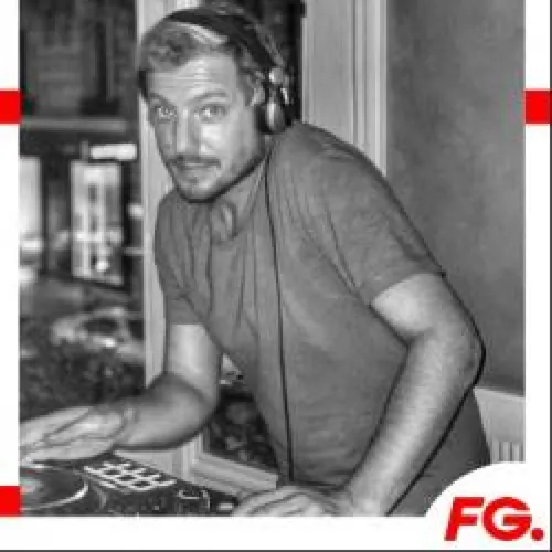 CLOUD PARTY : TOM COSTINO