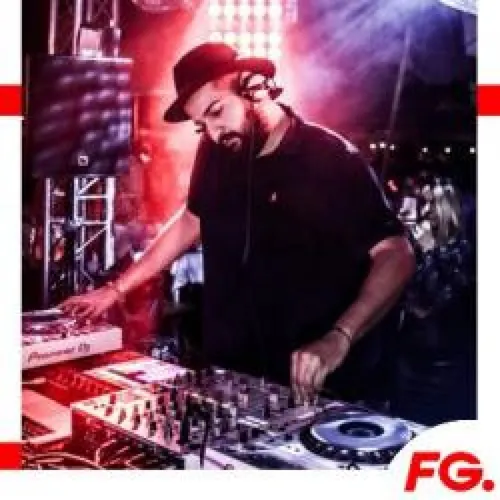 CLOUD PARTY : JOY NICKSON