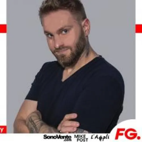 CLOUD PARTY : MIKE POST