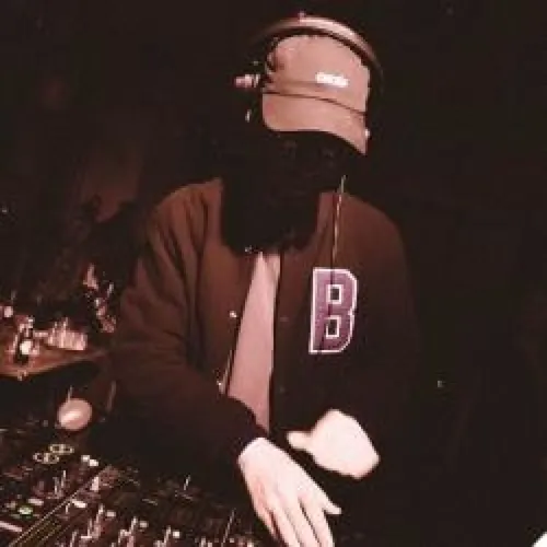 HAPPY HOUR DJ : BOSTON BUN