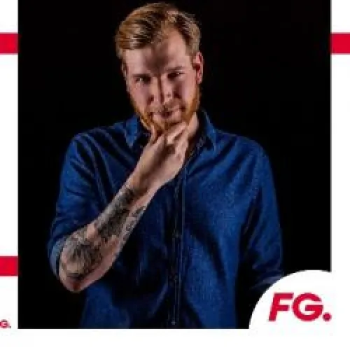 HAPPY HOUR DJ : FERRECK DAWN