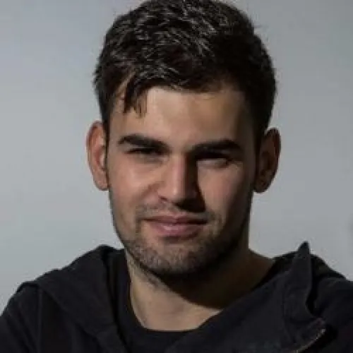 HAPPY HOUR DJ : PAUL CESAR