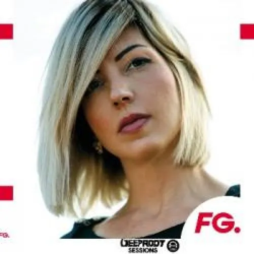 HAPPY HOUR DJ : ANNA TUR