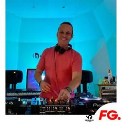 CLUB FG : DAVID PENN