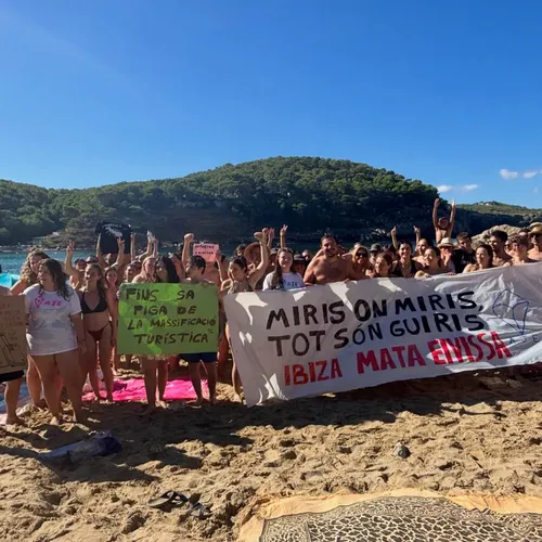 LES JEUNES D’IBIZA SE REBELLENT !