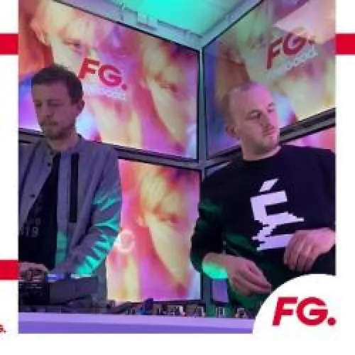 HAPPY HOUR DJ : CRUSZ & DEMON