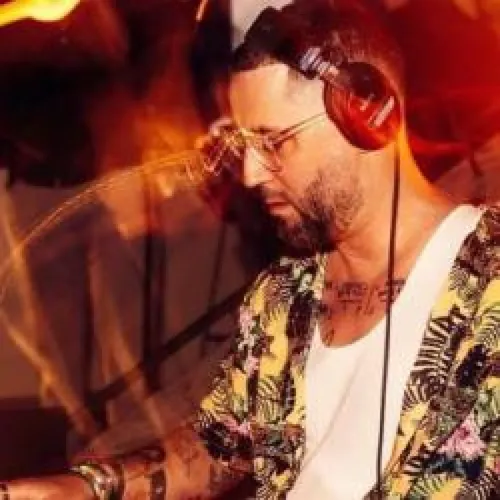 CLOUD PARTY : SAM KARLSON