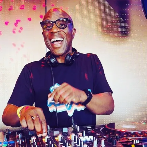 FG CHIC MIX BY DERRICK MCKENZIE RHYTHM SESSIONS