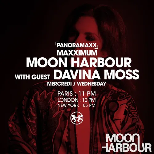 PANORAMAXX : DAVINA MOSS