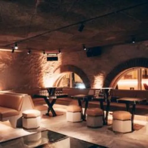 FG INVITE : LE MOLOKO