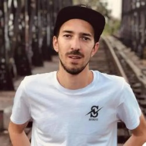 HAPPY HOUR DJ : STREETIZ