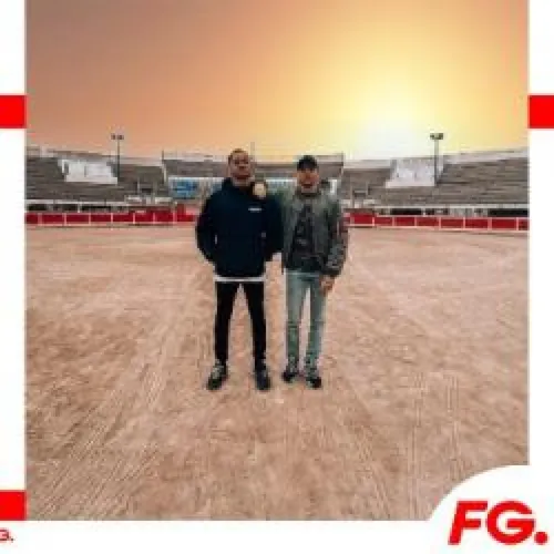 CLOUD PARTY : CHICKS LUV US