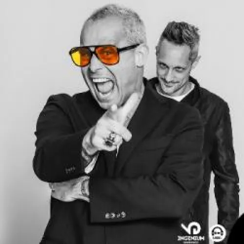 HAPPY HOUR DJ : THE CUBE GUYS