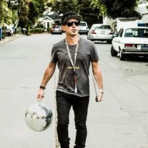 HAPPY HOUR DJ : BIRDEE