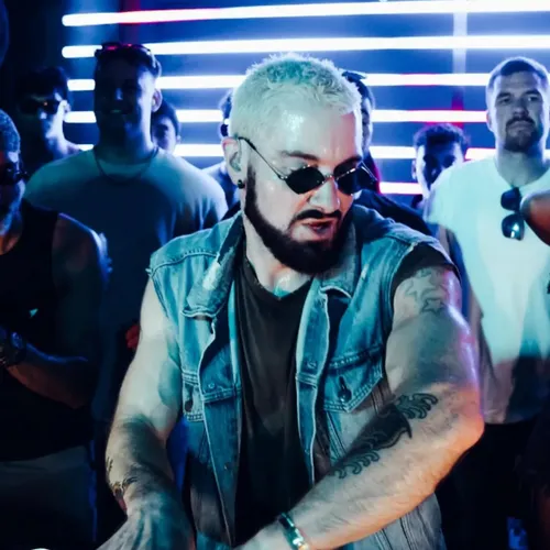 "WATERFALLS" LE NOUVEAU SINGLE DE JAMES HYPE