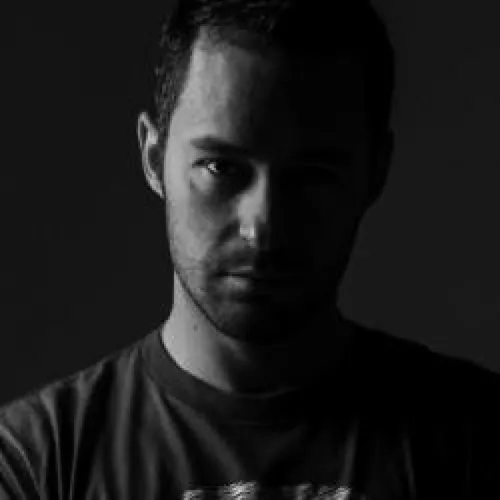 HAPPY HOUR DJ : LAURENT SCHARK