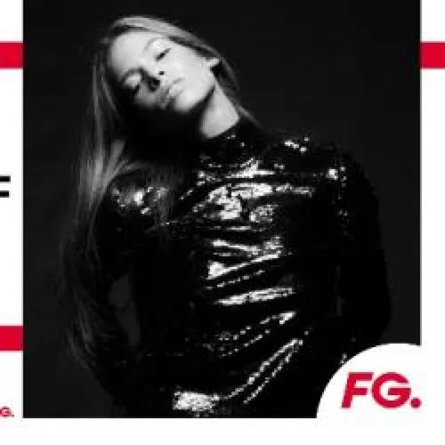 HAPPY HOUR DJ : LAURA DE GREEF