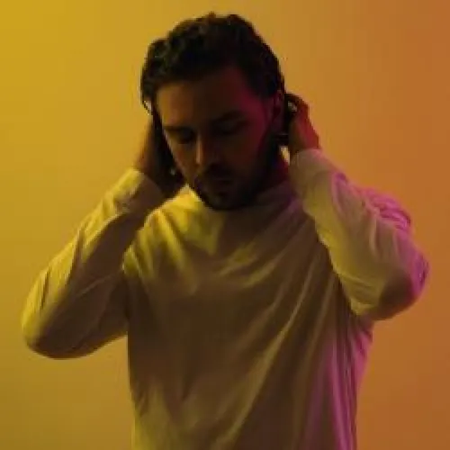 HAPPY HOUR DJ : NICO DE ANDREA