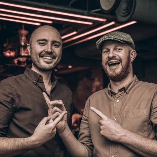 DECK-O-DANCE RADIO SHOW BY THE KNUTSENS