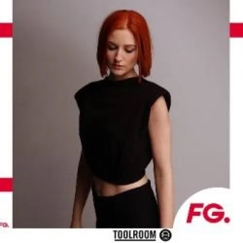 HAPPY HOUR DJ : MAXINNE