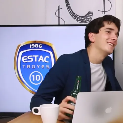 CHAMPAGNE FM