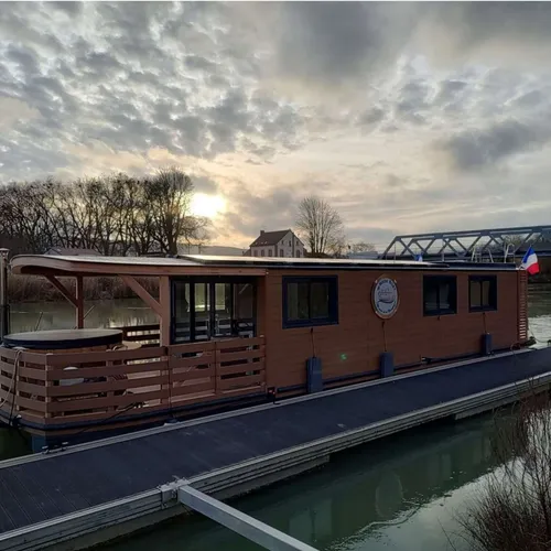 My House Boat