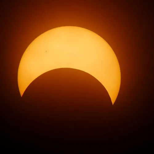 Comment regarder l’éclipse de soleil demain en toute sécurité ?