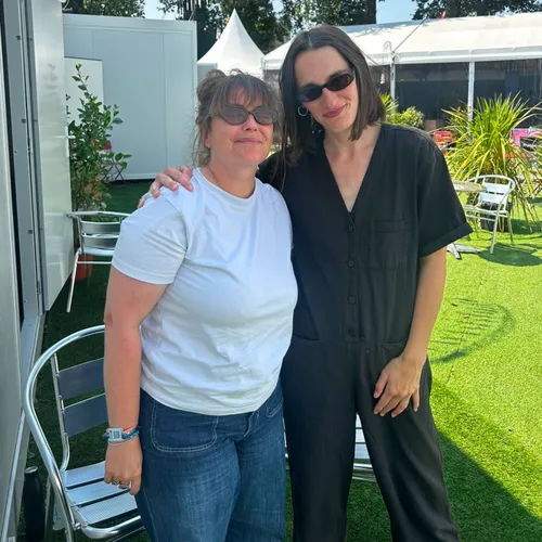 Sur la route des festivals avec YELLE aux VIELLES CHARRUES