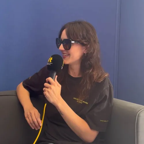Sur la route des festivals avec JAIN aux VIELLES CHARRUES