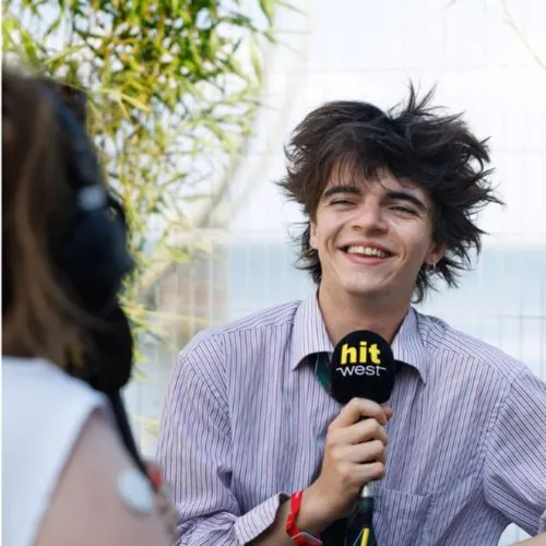 Sur la route des festivals avec SAM SAUVAGE aux ESCALES