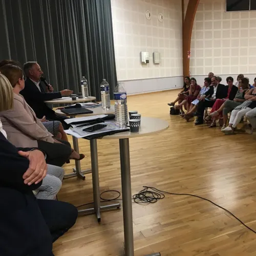 La mairie de Saint-Apollinaire échange avec ses habitants sur son...