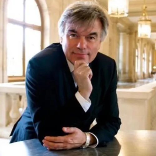 Pourquoi Alain Houpert a choisi d’accorder son parrainage à Éric...