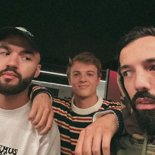 Comment se passent les coulisses d’un concert avec Bigflo et Oli ?