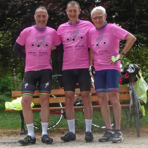 De Beaune à Saint-Malo : 700 km à vélo pour soutenir les femmes...