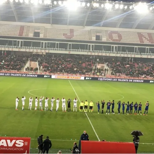 Pierre Paulin, le coach de Saint-Apollinaire, réagit après le match...