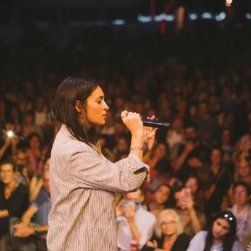 Camélia Jordana sera le week-end prochain à la Vapeur