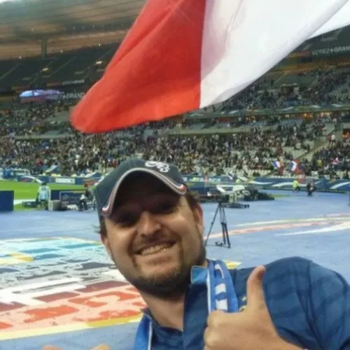 Un Dijonnais à la tête des supporters des Bleus