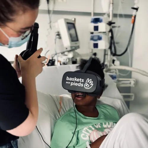 Baskets aux pieds, la réalité virtuelle au services des soins.