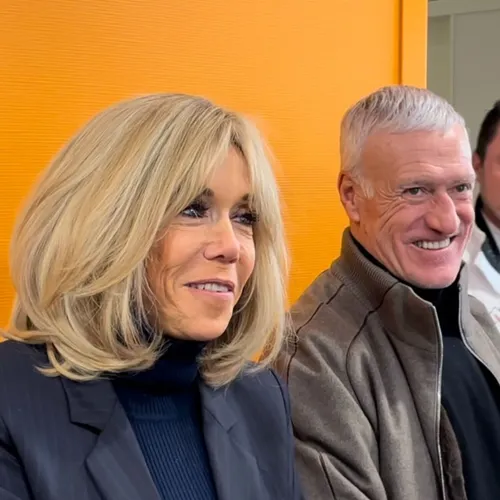 Brigitte Macron et Didier Deschamps au CHU de Reims