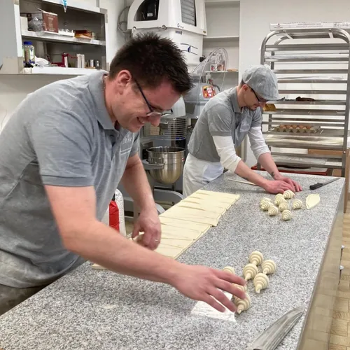 Romain : un an à la tête d'une boulangerie de village